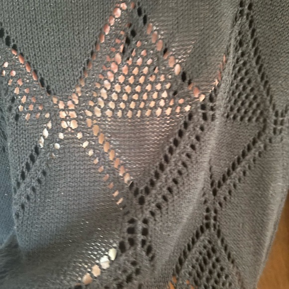 Brooks Brothers black linen cut out sweater - Picture 4 of 7